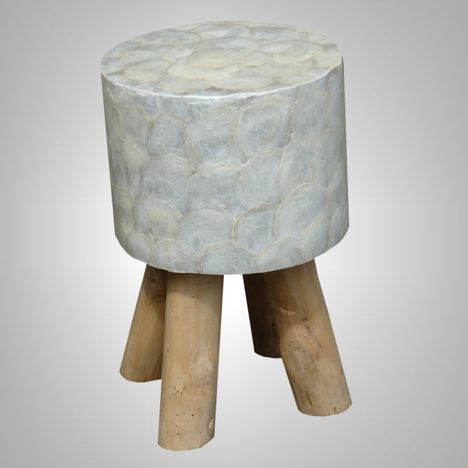 Stool Kerang Putih