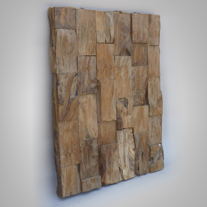 Wall deco with wooden pieces